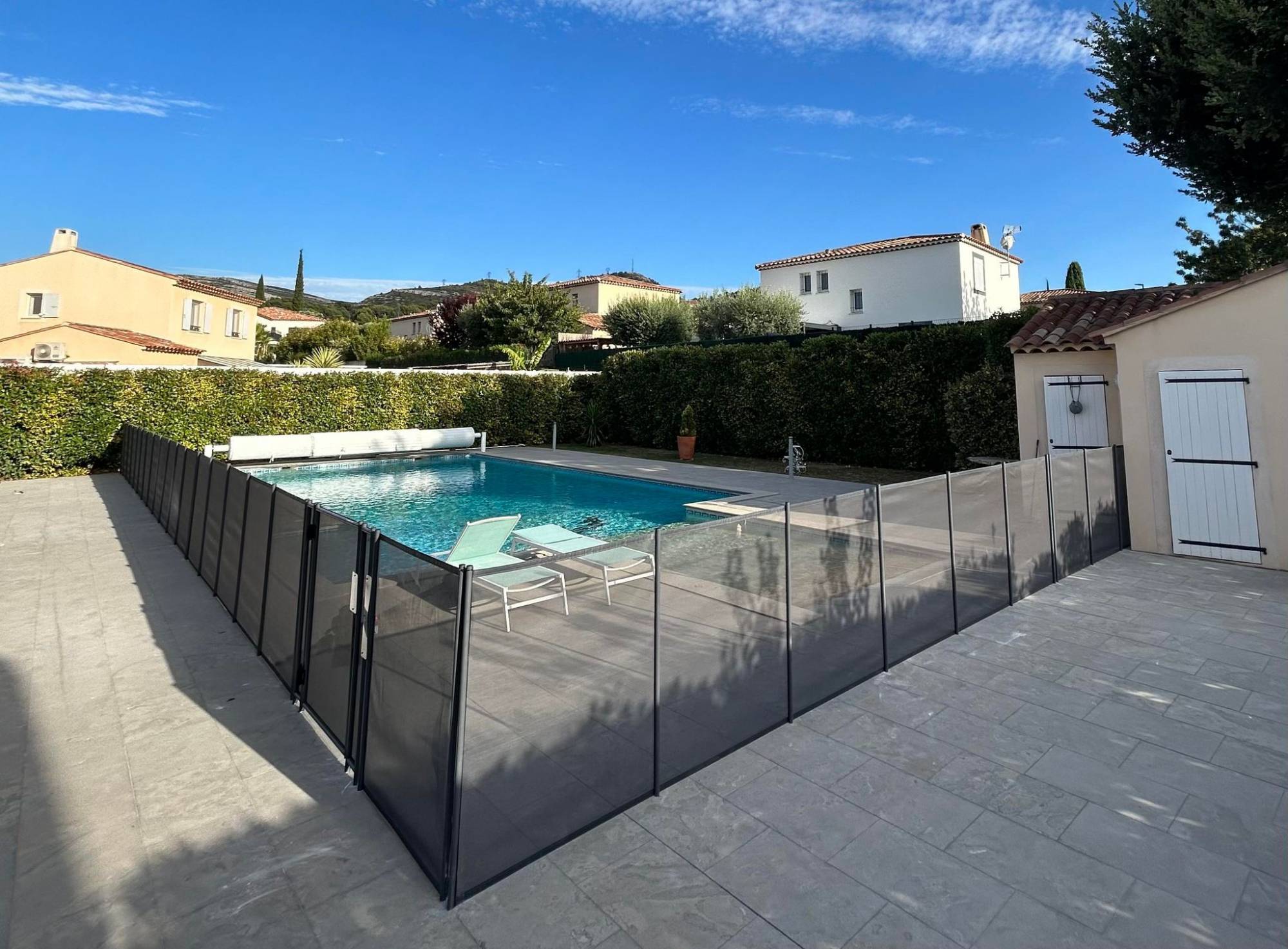 Pose de barrière Beethoven - pisciniste