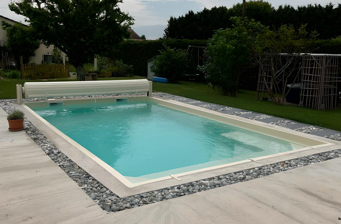 piscine coque polyester 6x3 Marseille