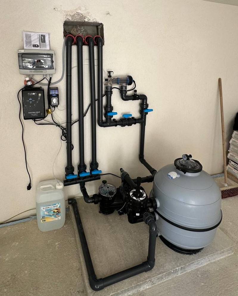 Installation d'une filtration de piscine