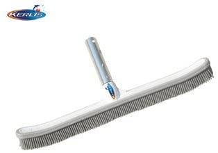 BALAI RESISTANT MULTI-USAGE 45CM KERLIS CHEZ FERRE PISCINES SUR ALLAUCH 