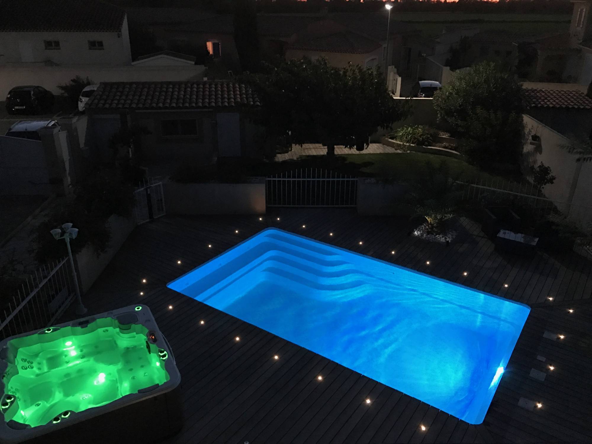 lumière piscine coque-Ferré piscines