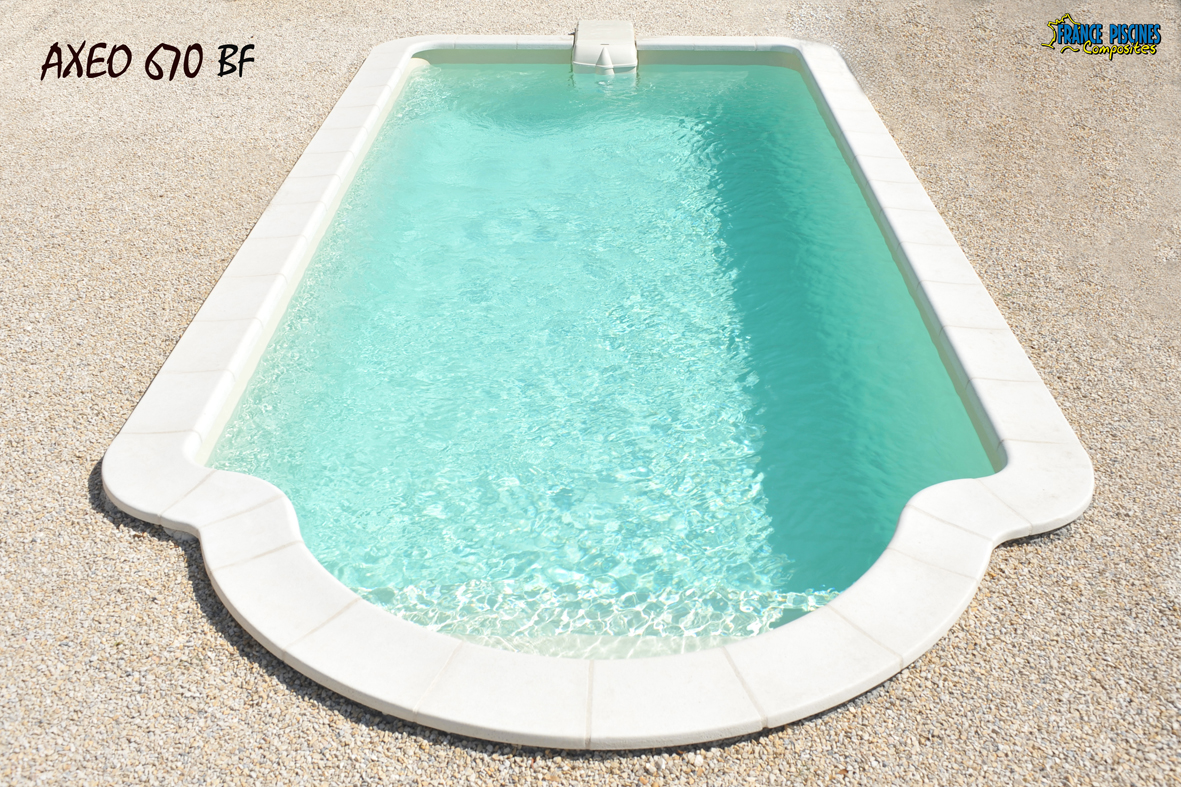 Piscine coque polyester ferré piscines 13