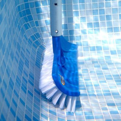 nettoyage de piscine et entretien FERRE PISCINES à Allauch