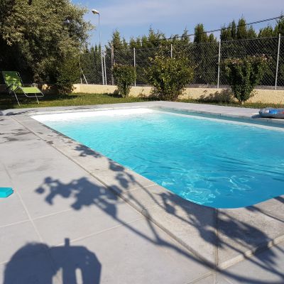 Kit piscine coque en polyester, modèle JERSEY- France Piscines Composite - FERRE PISCINES - 13013 MARSEILLE