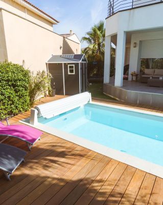 piscine rectangulaire design pas chère chez ferre piscines Marseille 