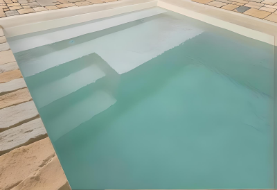 piscine coque 5 x 2.8 m Marseille