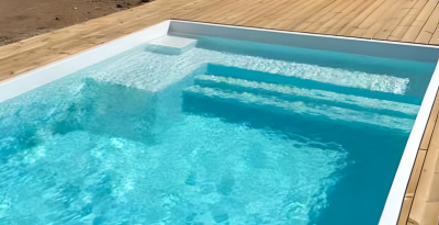  Piscine coque : LEMAN (8 X 3,80 m)