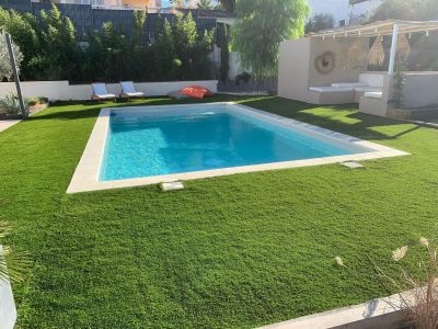 Piscine kit coque polyester, modèle : REUNION  (8 x 4,20)