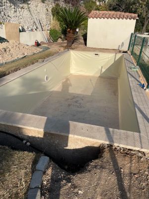 POSE DE LINER PISCINES 