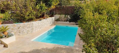 Kit coque polyester avec banquette, modèle : MAUI 7 X 3,50 M