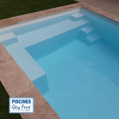 Coque futuna france piscine composite 