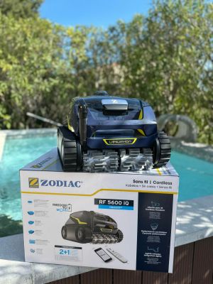 Robot de piscine zodiac 5600 pas chère - Marseille 