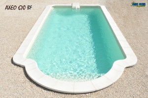 Piscine coque polyester ferré piscines 13