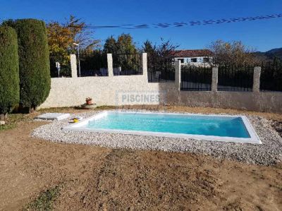 MINI PISCINE en eau margelles intégrées- Ferré Piscines proche de marseille