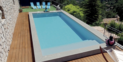 piscine coque avec escalier, piscines design pombonne éternelle 