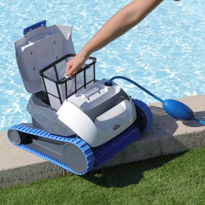 panier robot piscine dolphin s50 chez Ferré piscines Marseille 